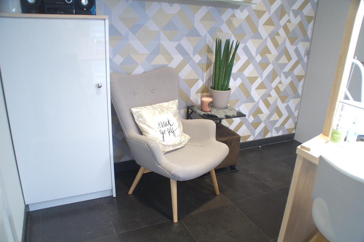 Femme-Tastique - Lounge